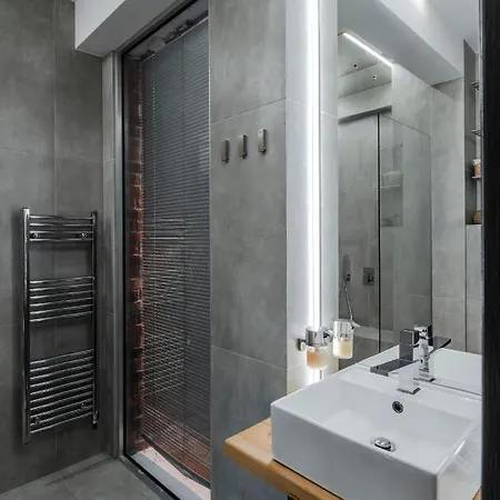 Daire Cinematique - Designer 1bd On Solunska *