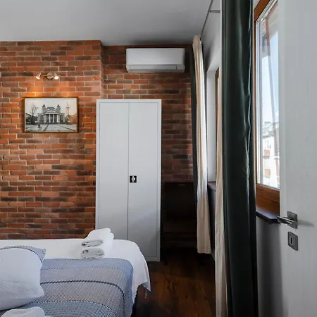 Designer 1bd Cinematique On Solunska By Flat Mаnager * Sofia